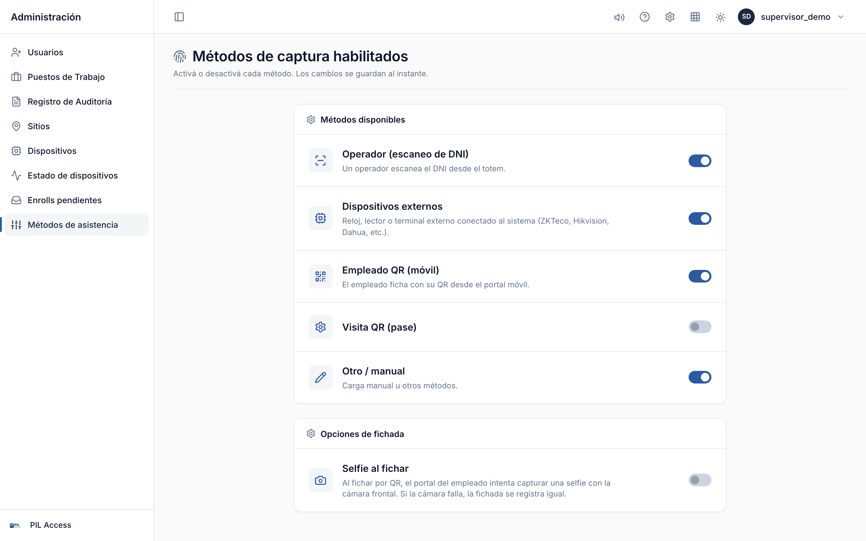 Pantalla de configuración con un interruptor por método de fichaje.