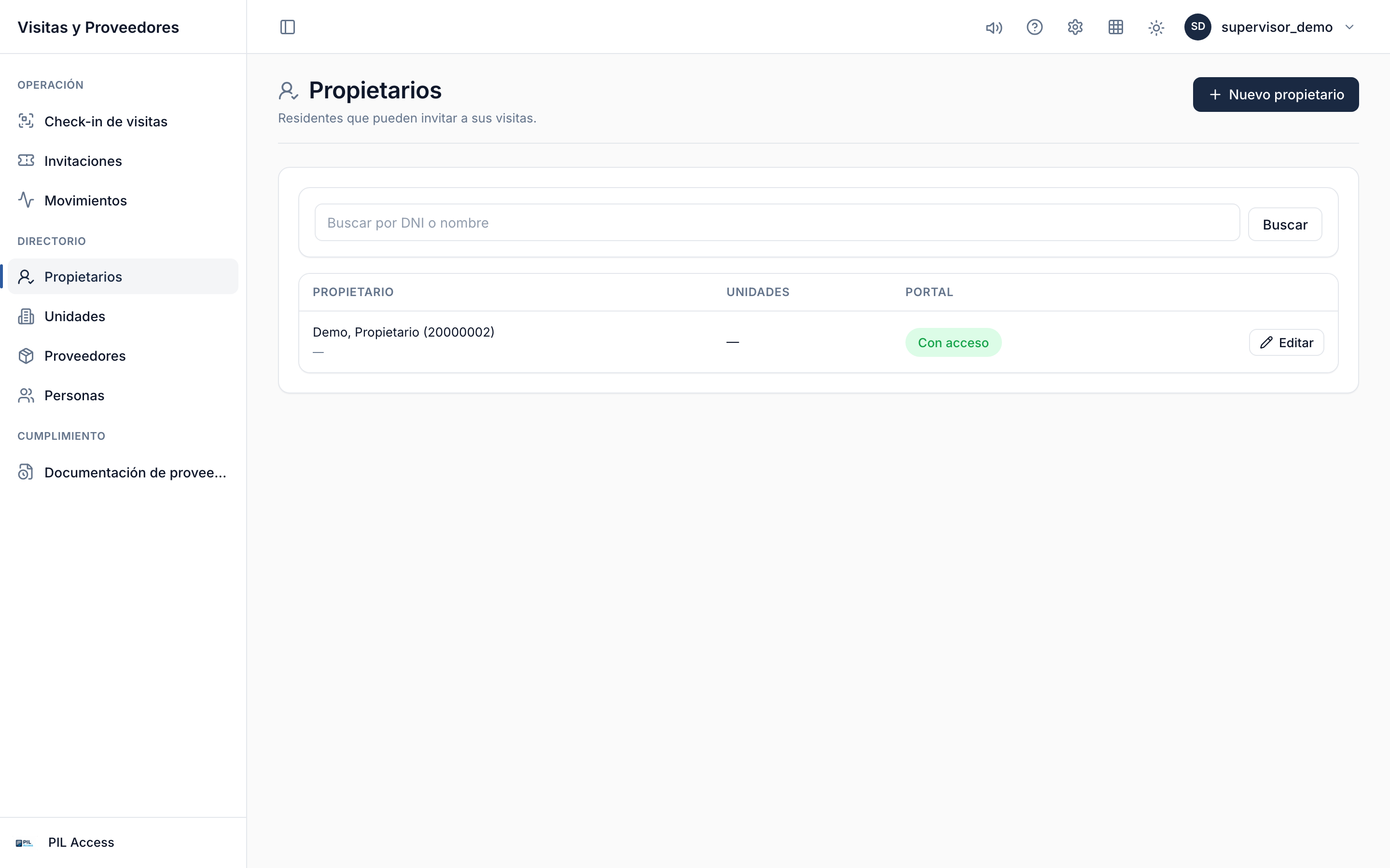 Listado de propietarios, con sus unidades asignadas y el estado del acceso al portal.